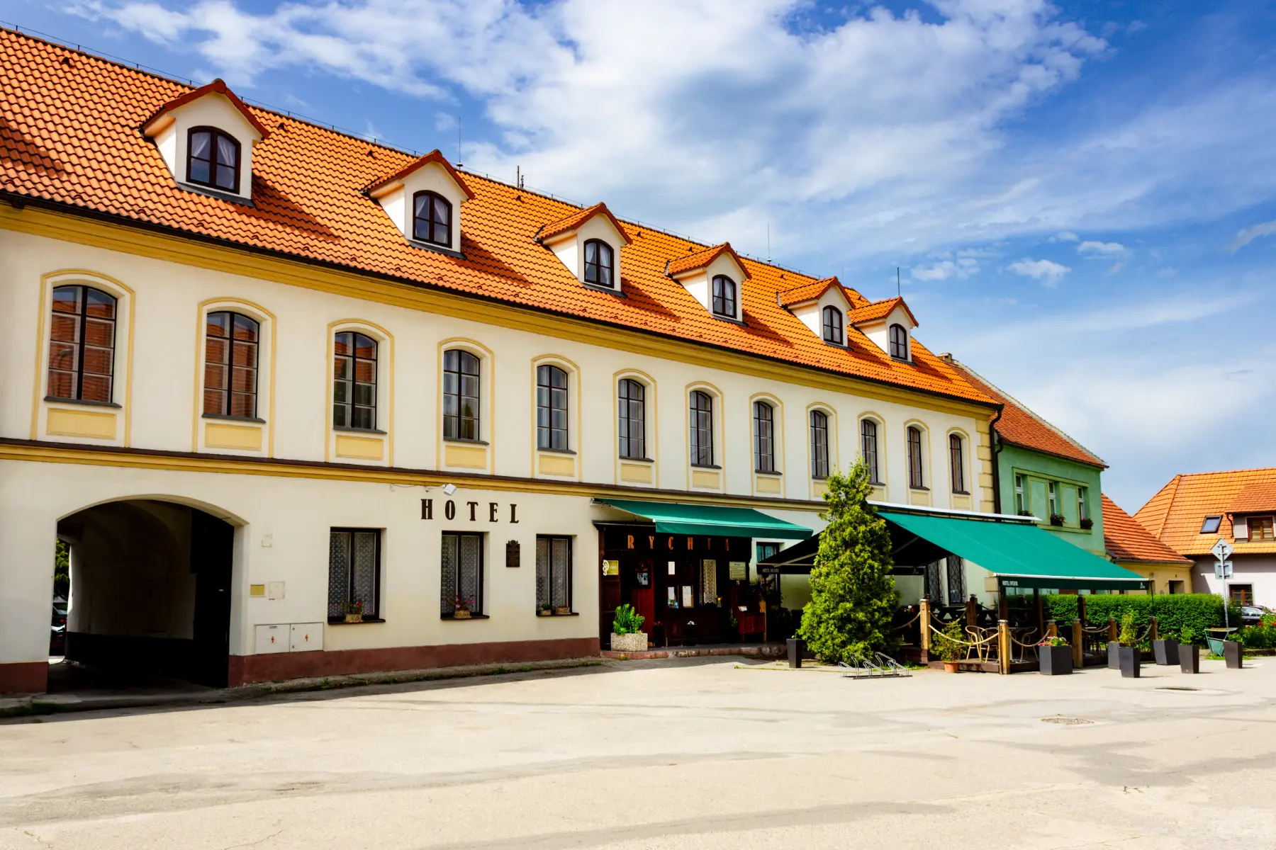 uvod hotel